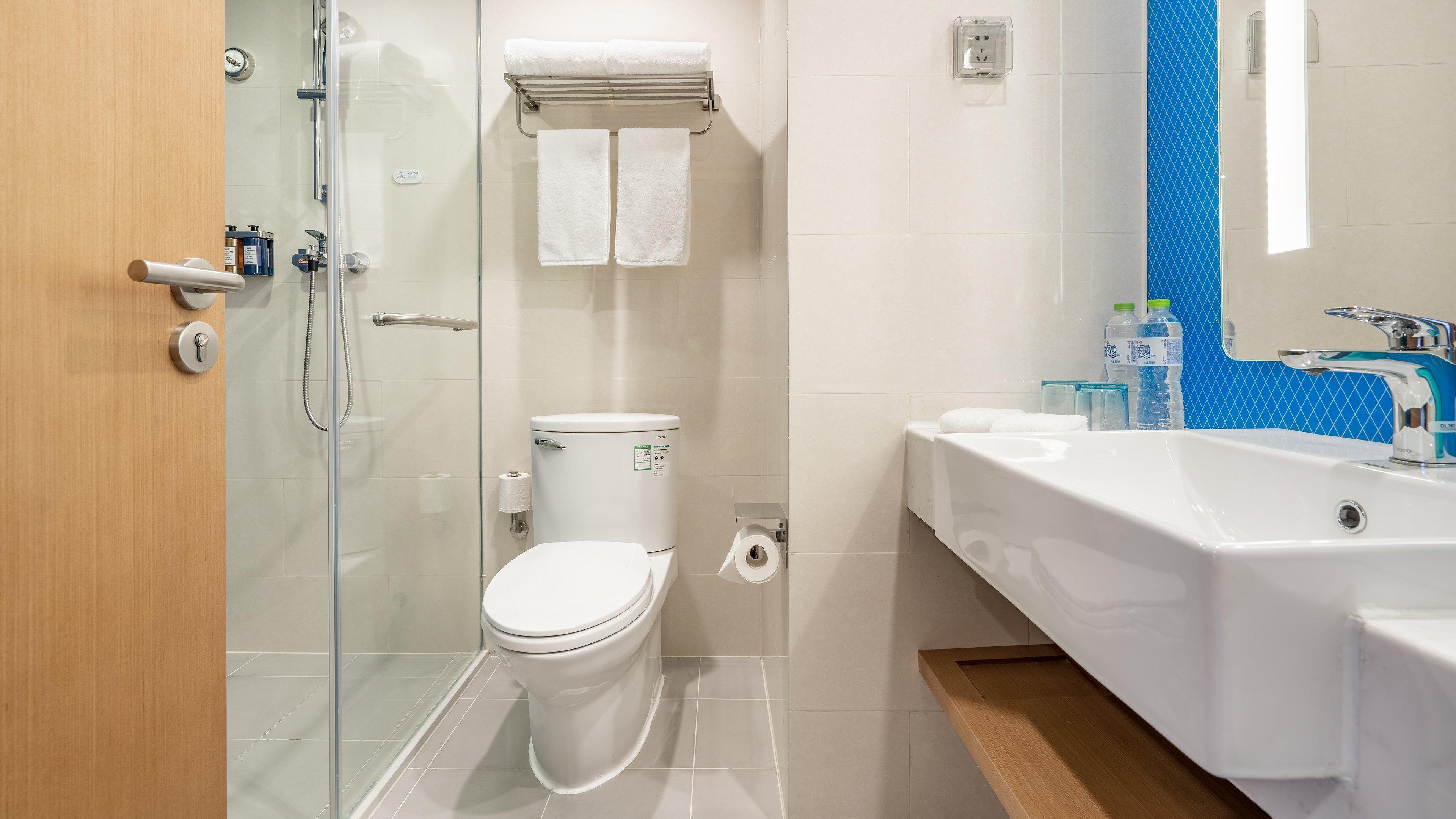 Holiday Inn Express Qingdao City Center By Ihg Zewnętrze zdjęcie